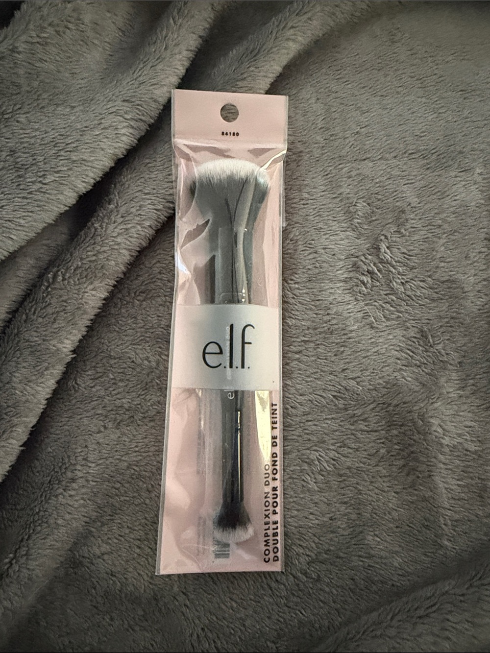 e.l.f. Dual-Ended Makeup Brush Duo - Black and White